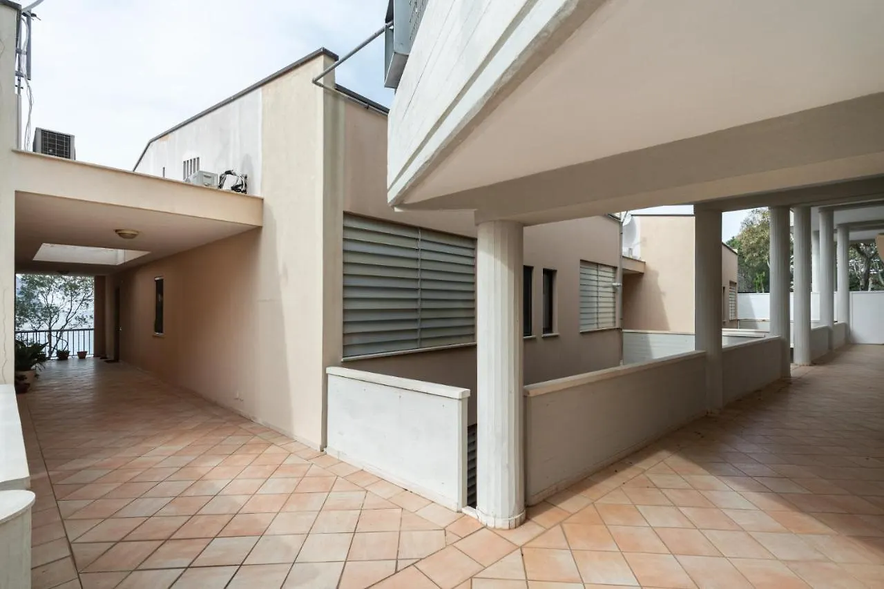 Il Mare In Una Stanza By Domusicily Mondello Apartment
