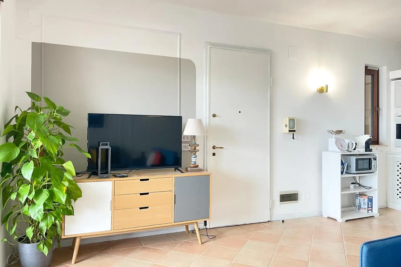 Apartment Il Mare In Una Stanza By Domusicily Mondello